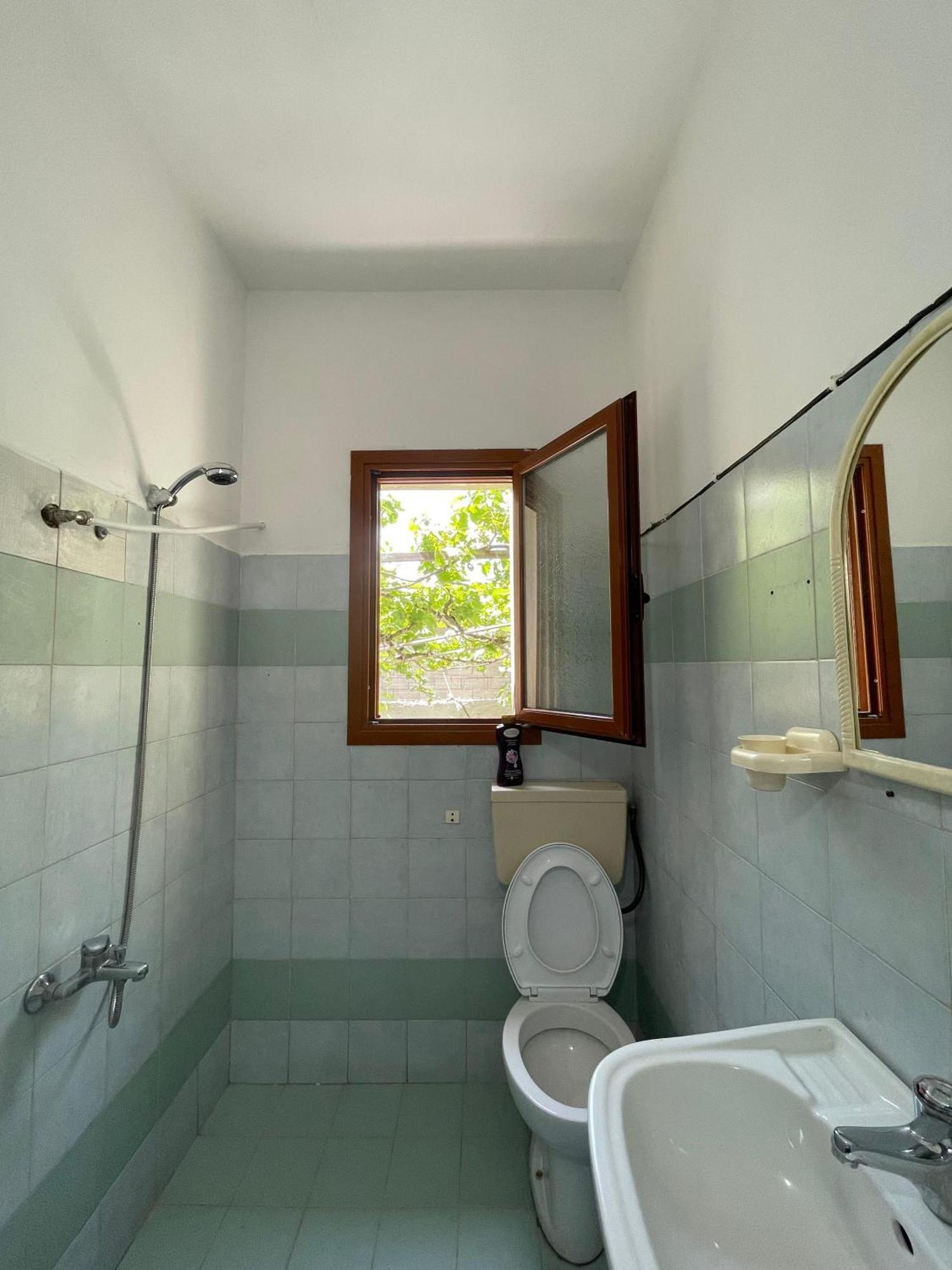 Villa Beni Osmenaj Vlore Exterior photo